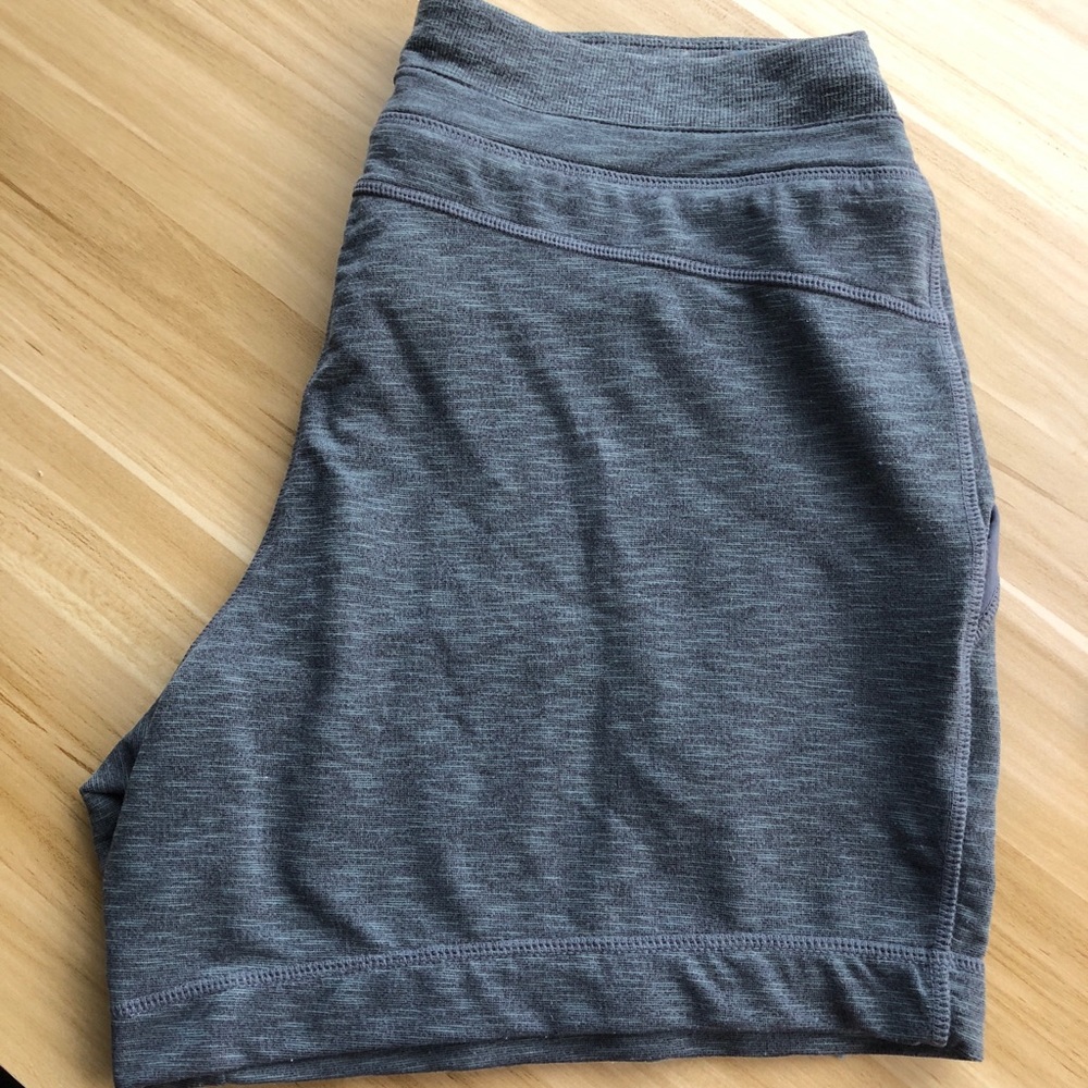 Athleta Women’s Techie Terry Short Size Medium